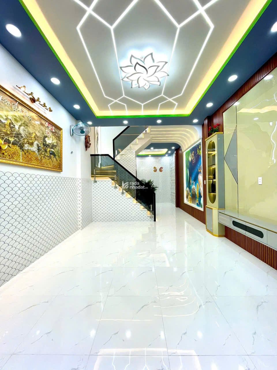 Nhà sát Tên Lửa, Aeon Mall, 2 tầng, DT: 4x10, vài căn ra HXH, nhanh mới kịp, sổ hồng riêng