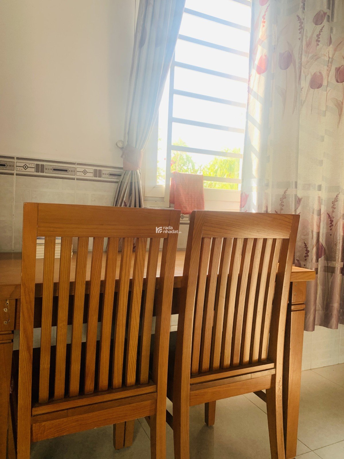 Bán Đất có Nhà và 9 Phòng Trọ, 270m2, Gần Quận 7, Xung Quanh là 6 trường Đại Học. Chỉ 10 Tỷ