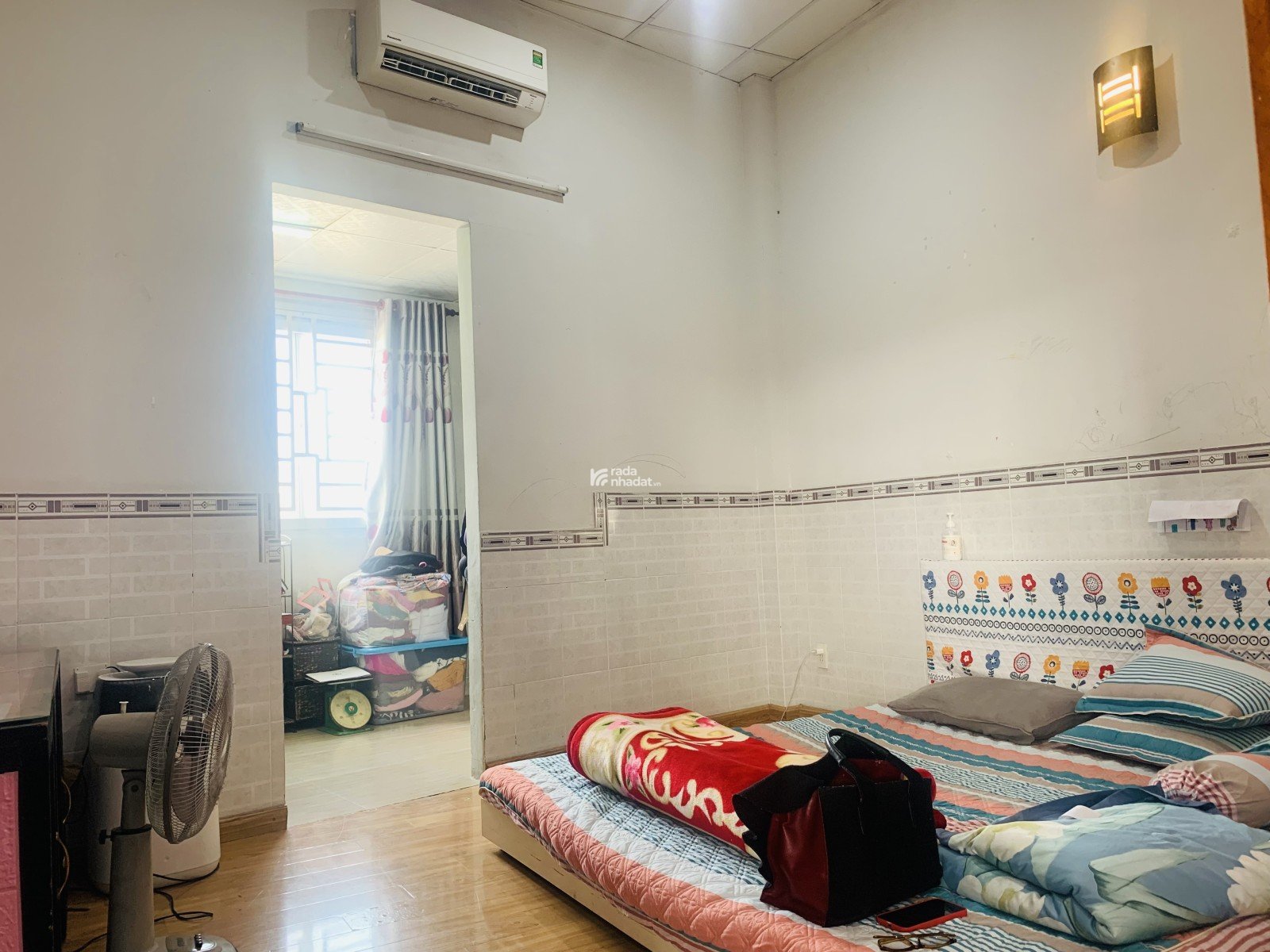 Bán Đất có Nhà và 9 Phòng Trọ, 270m2, Gần Quận 7, Xung Quanh là 6 trường Đại Học. Chỉ 10 Tỷ