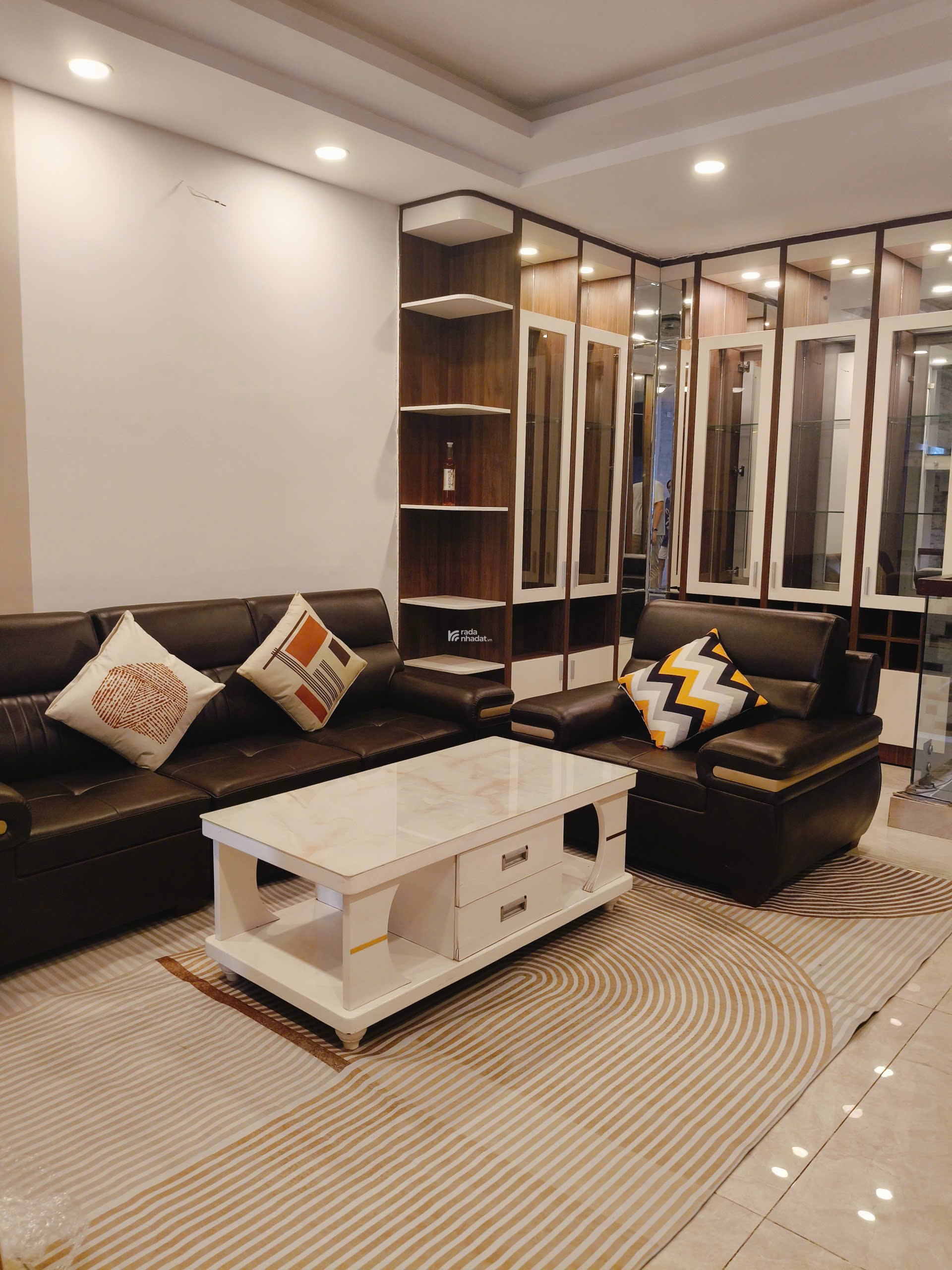 SIÊU PHẨM MẶT TIỀN DƯƠNG QUẢNG HÀM  GÒ VẤP 5 tầng. Có vỉa hè chỉ 14 tỷ