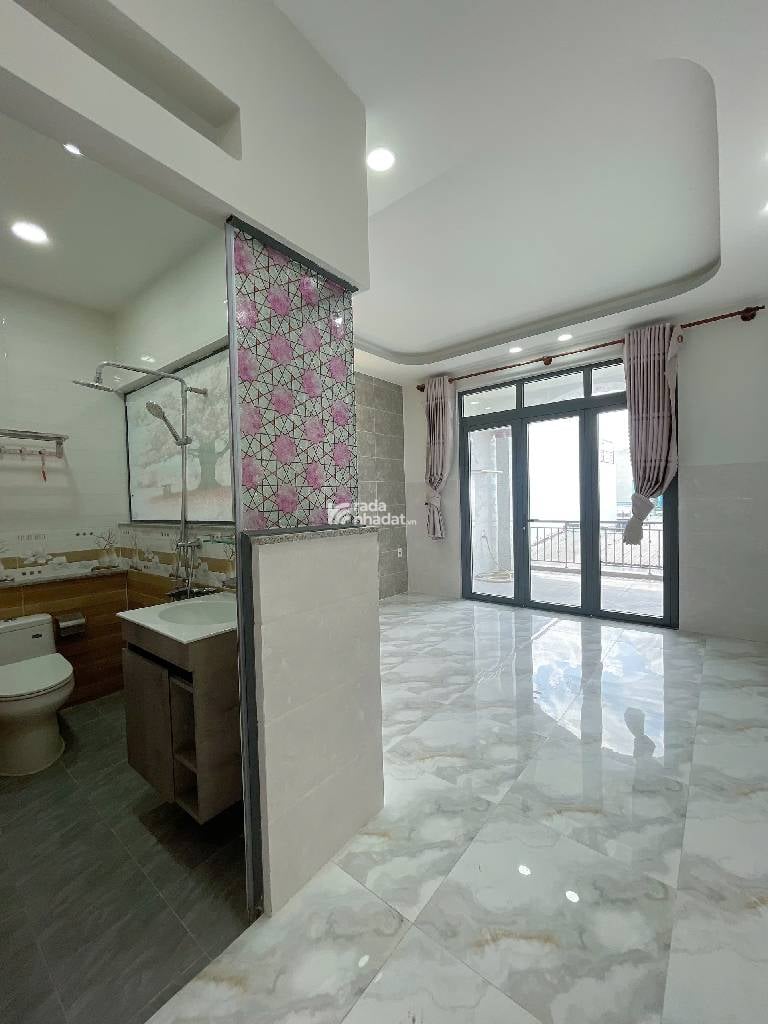 BÁN NHÀ BÌNH HƯNG HÒA B 70M2 5.X TỶ 4 PHÒNG NGỦ HẺM XE HƠI 8M BÌNH TÂN 