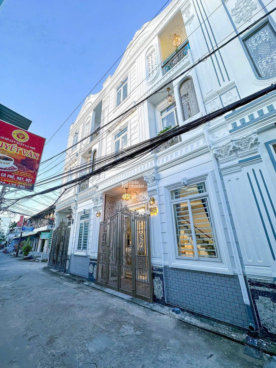 Nhà đẹp mới xây cần bán, GIÁ CỰC TỐT CHỈ 3,6 TỶ