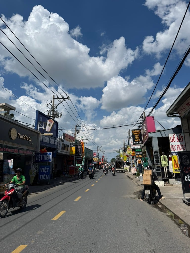 BÁN ĐẤT TẶNG NHÀ NGUYỄN THỊ TÚ 164M2 9.4 TỶ 10X16M HẺM XE TẢI 1 CĂN RA MẶT TIỀN 