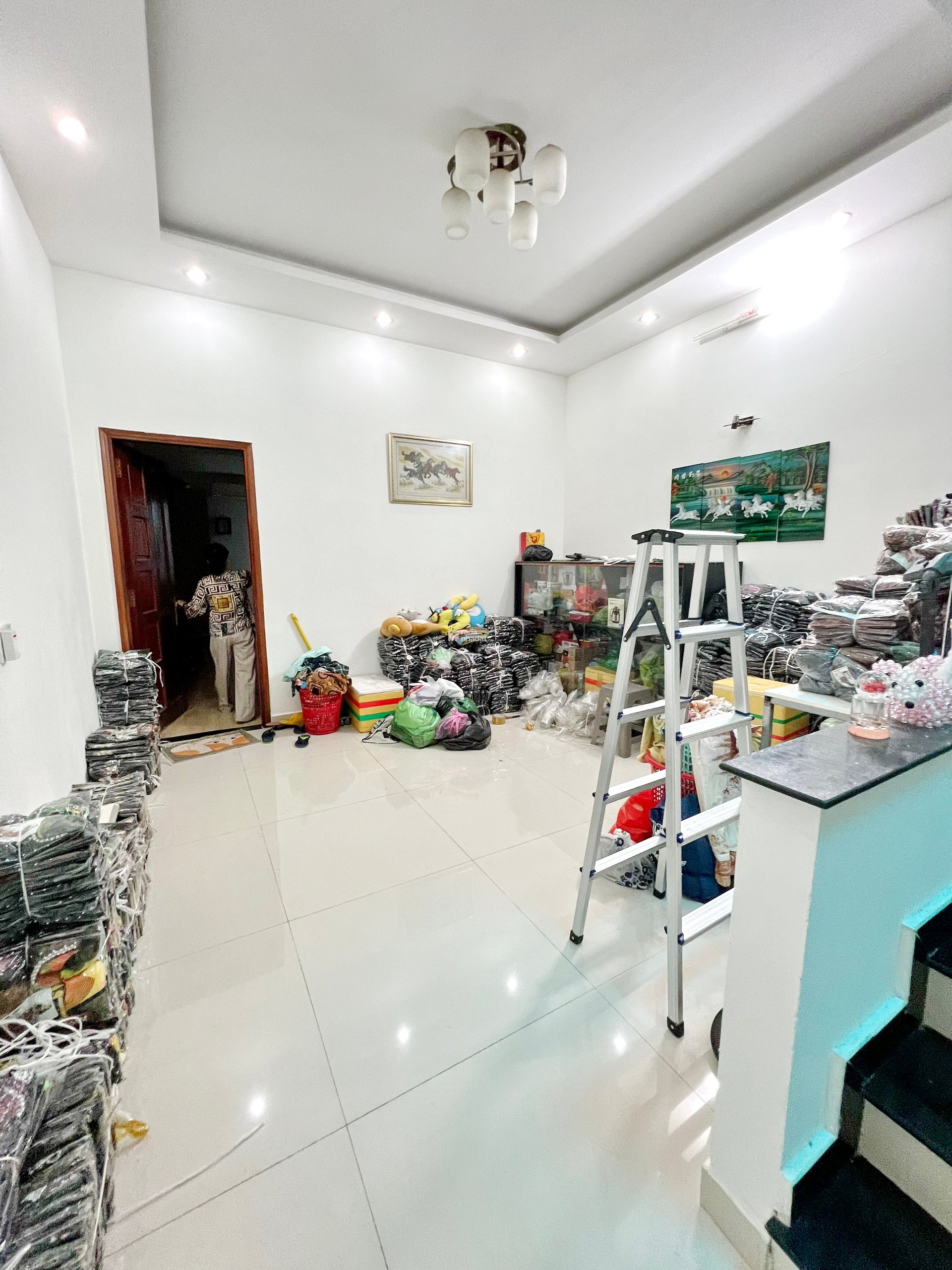 Bán biệt thự mini 2 lầu HXH gần chợ Rạch Ông Phường 2 Quận 8