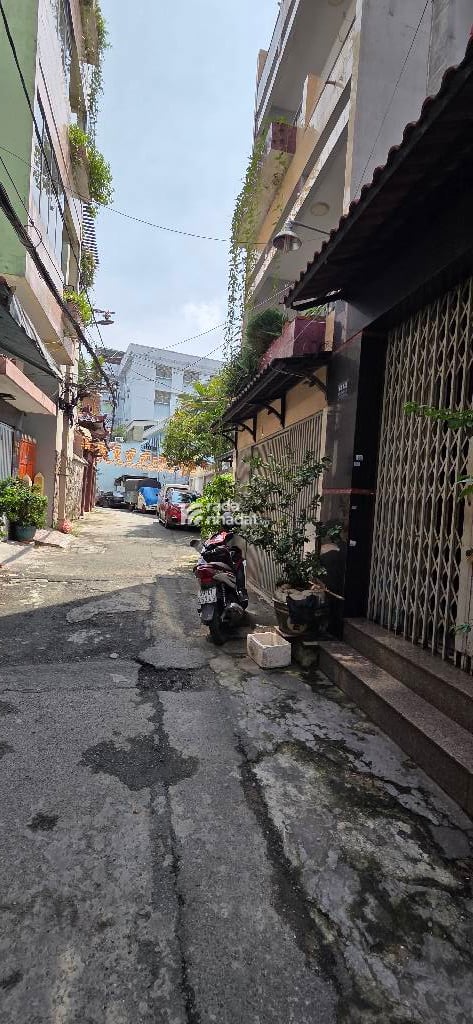 NHÀ HXH KHU BÌNH PHÚ SÁT MẶT TIỀN HẬU GIANG & CHỢ LỚN - 3,6x13,5m - 3 TẦNG - CHỈ NHỈNH 7 TỶ