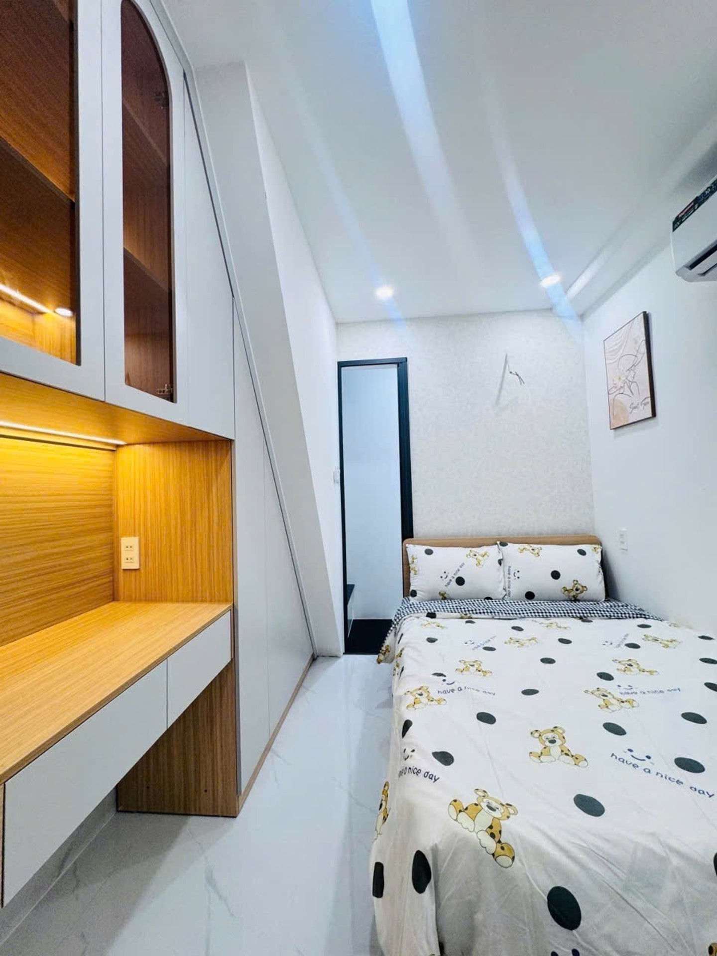 KHU VIP SÁT Q1. HẺM XE HƠI VẠN KIẾP, BÌNH THẠNH, XÂY MỚI. GIẢM 650TR CHỈ 2.79T 