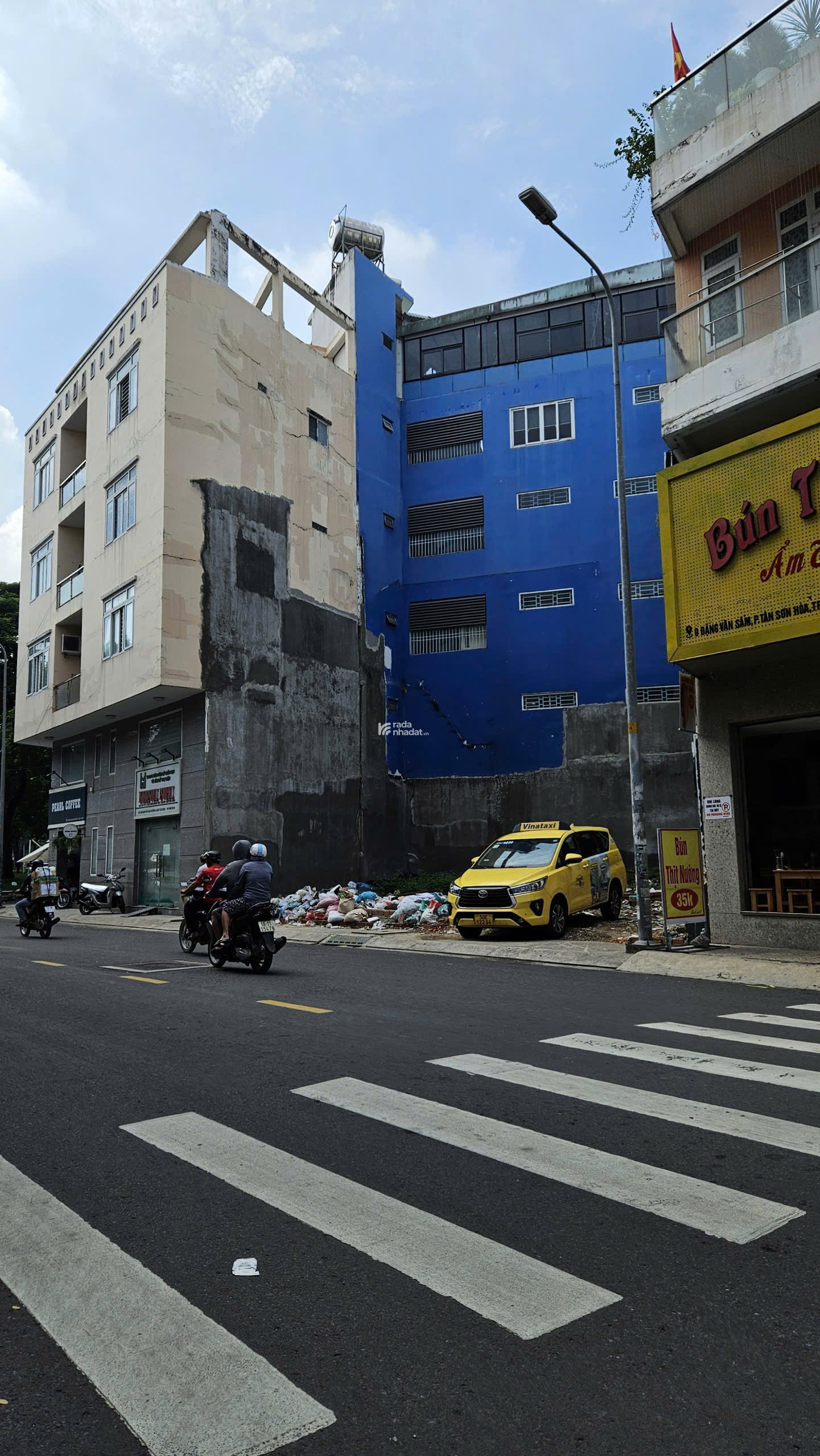 13 TỶ GIẢM CÒN 12,3 TỶ . MT ĐẶNG VĂN SÂM , P2 , Q. PHÚ NHUẬN  5,8 X 8M 