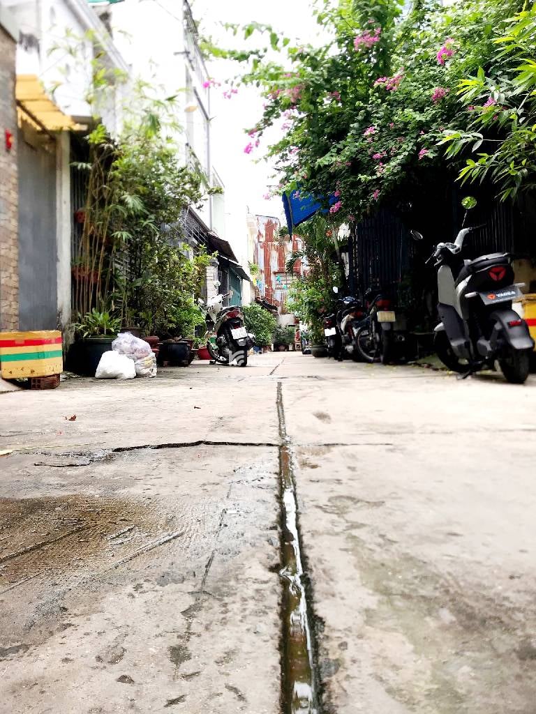 SIÊU PHẨM - NHỈNH 6 TỎI - 55M2 - NGANG 4 DÀI 14 - 3TẦNG - HẺM XE HƠI  