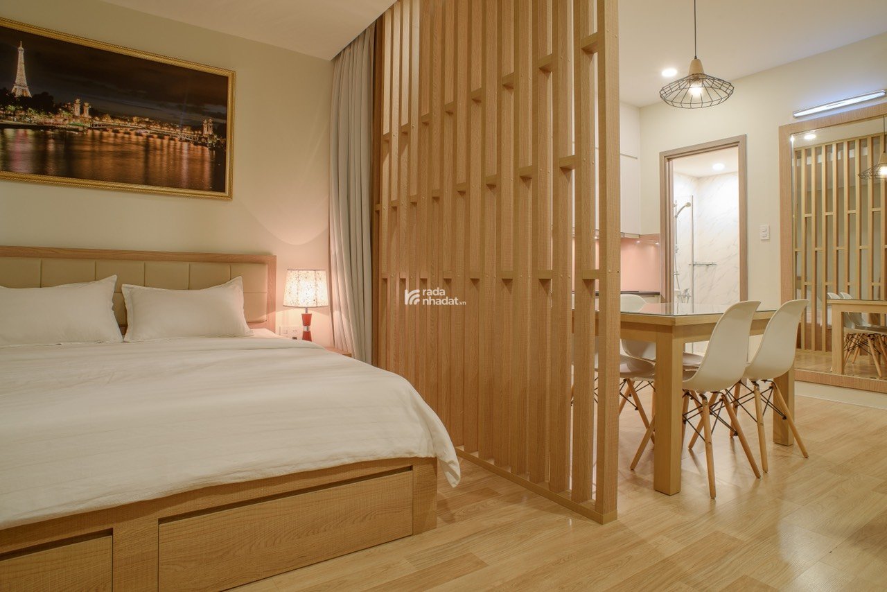 Cho thuê căn hộ quận 1, thang máy, có dịch vụ dọn phòng gần cầu Thị Nghè, Thảo Cầm Viên