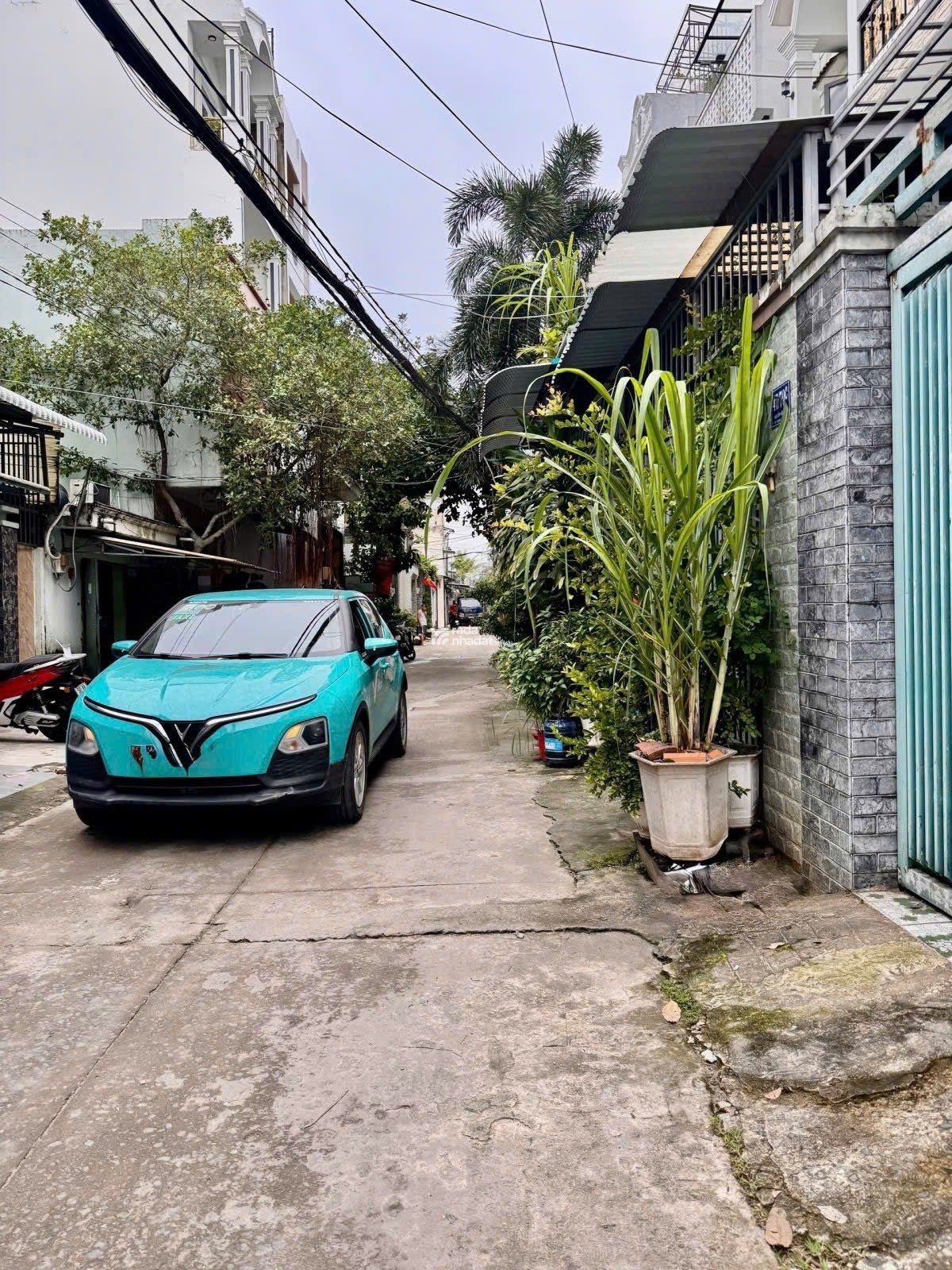 HẺM Ô TÔ NGUYỄN HỮU TIẾN - TÂN PHÚ  5 TẦNG Ở NGAY