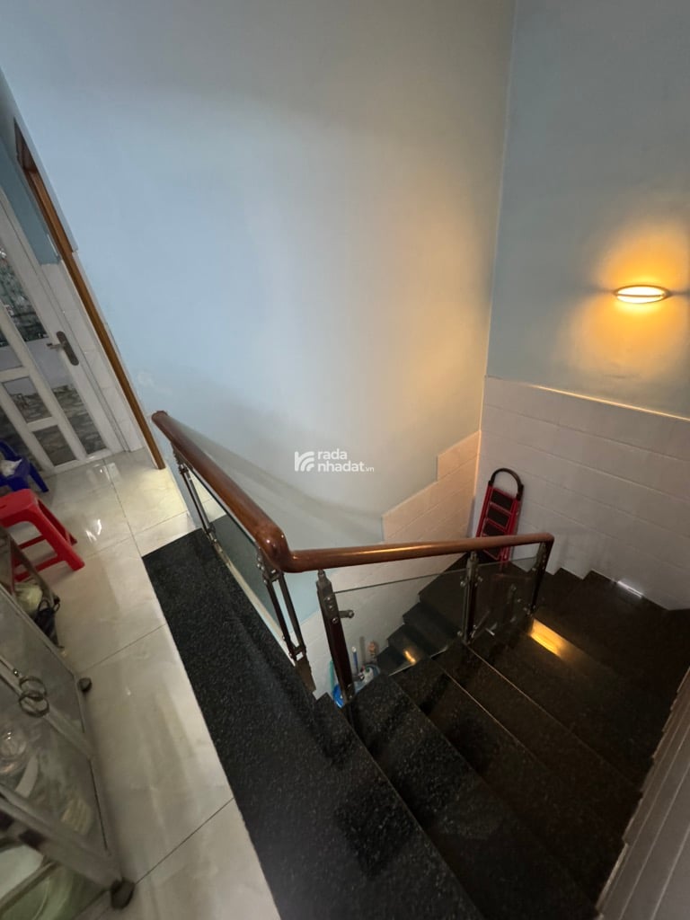 4 TẦNG - ĐƯỜNG 702 HỒNG BÀNG  -P.1-Q.11- DT: 4/4.5*15M- 8 TỶ 9