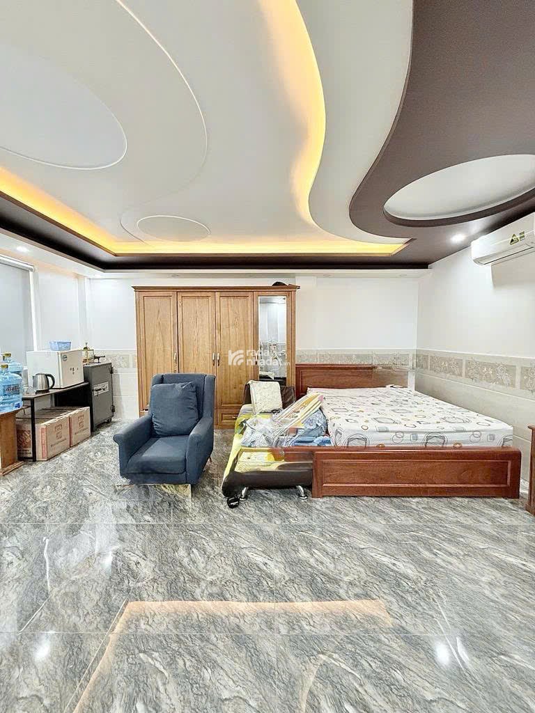 Siêu phẩm MTKD Nguyễn Văn Công ngang 7.3m 6L có T.máy 127m2 KD đỉnh cạnh sân bay 29.9 tỷ.