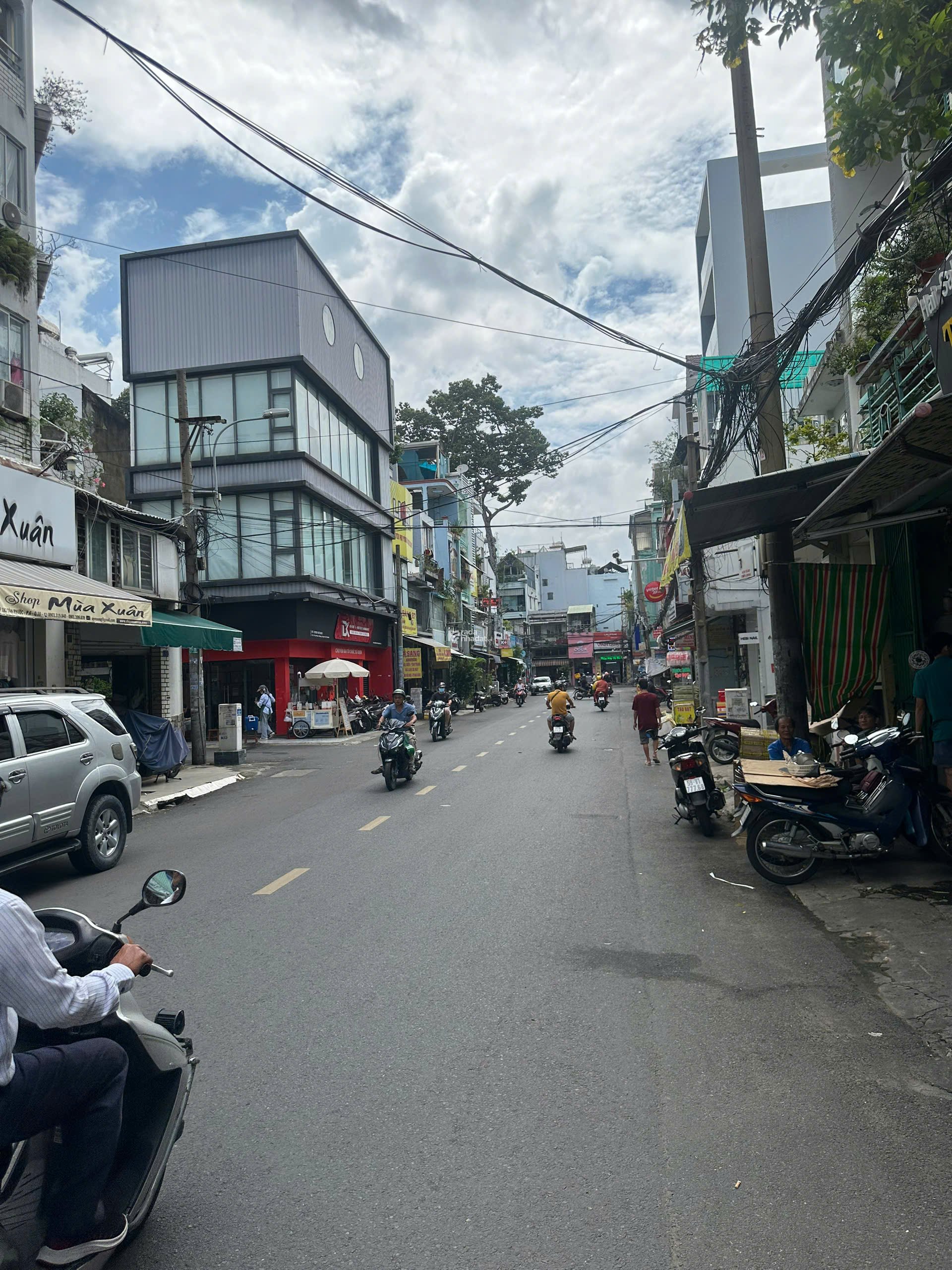 Siêu Phẩm Mặt Tiền Kinh Doanh DT(3.5x15m) 5tầng chỉ 14.5 tỷ Nguyễn Duy Dương Q10 