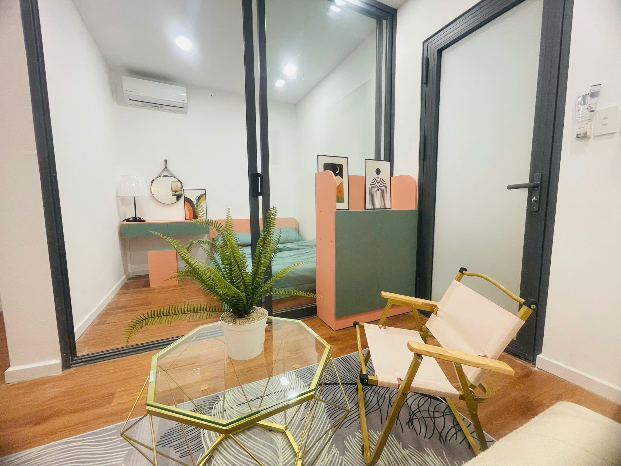 Cần bán Nhà mặt tiền đường 79, Phường Tân Quy, Dt 14.5x20m 6 tầng 36p 85ty