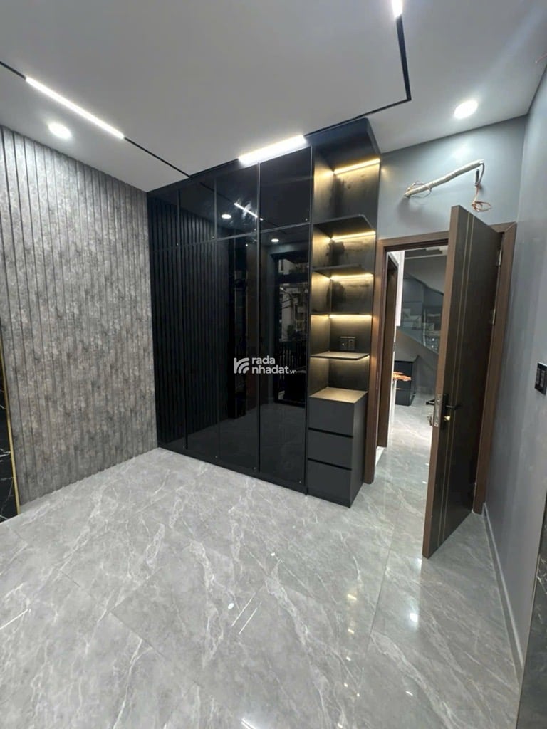 MẶT TIỀN NỘI BỘ 8M - HAI XE HƠI NÉ NHAU - NHÀ ĐẸP NHƯ NGỌC TRINH - TẶNG FULL NỘI THẤT CAO CẤP