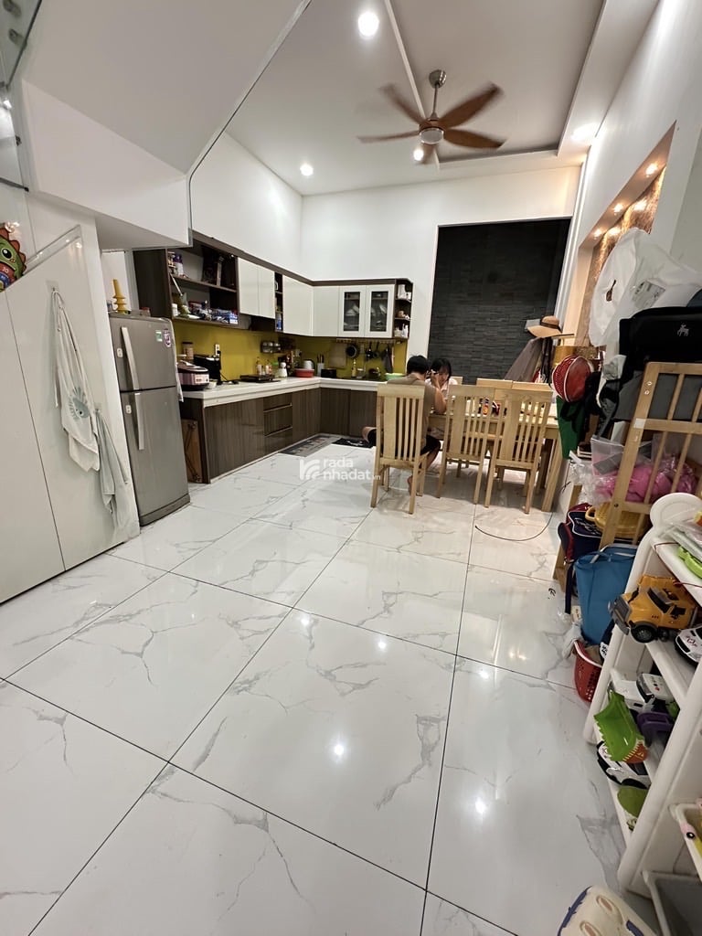 Gần AEON - 4 tầng - HXH 5m - 66m2