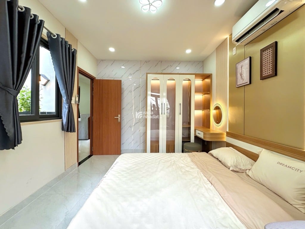 Bán nhà Duy Tân, P15, Phú Nhuận, siêu phẩm mặt tiền kinh doanh, nhỉnh 6 tỷ TL.