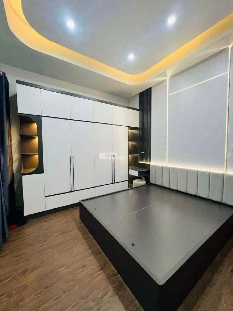 Bán chung cư 176 Định Công 88m2, 3 ngủ, 2 vệ sinh, nội thất 350 triệu, slot oto, 5 tỷ 580