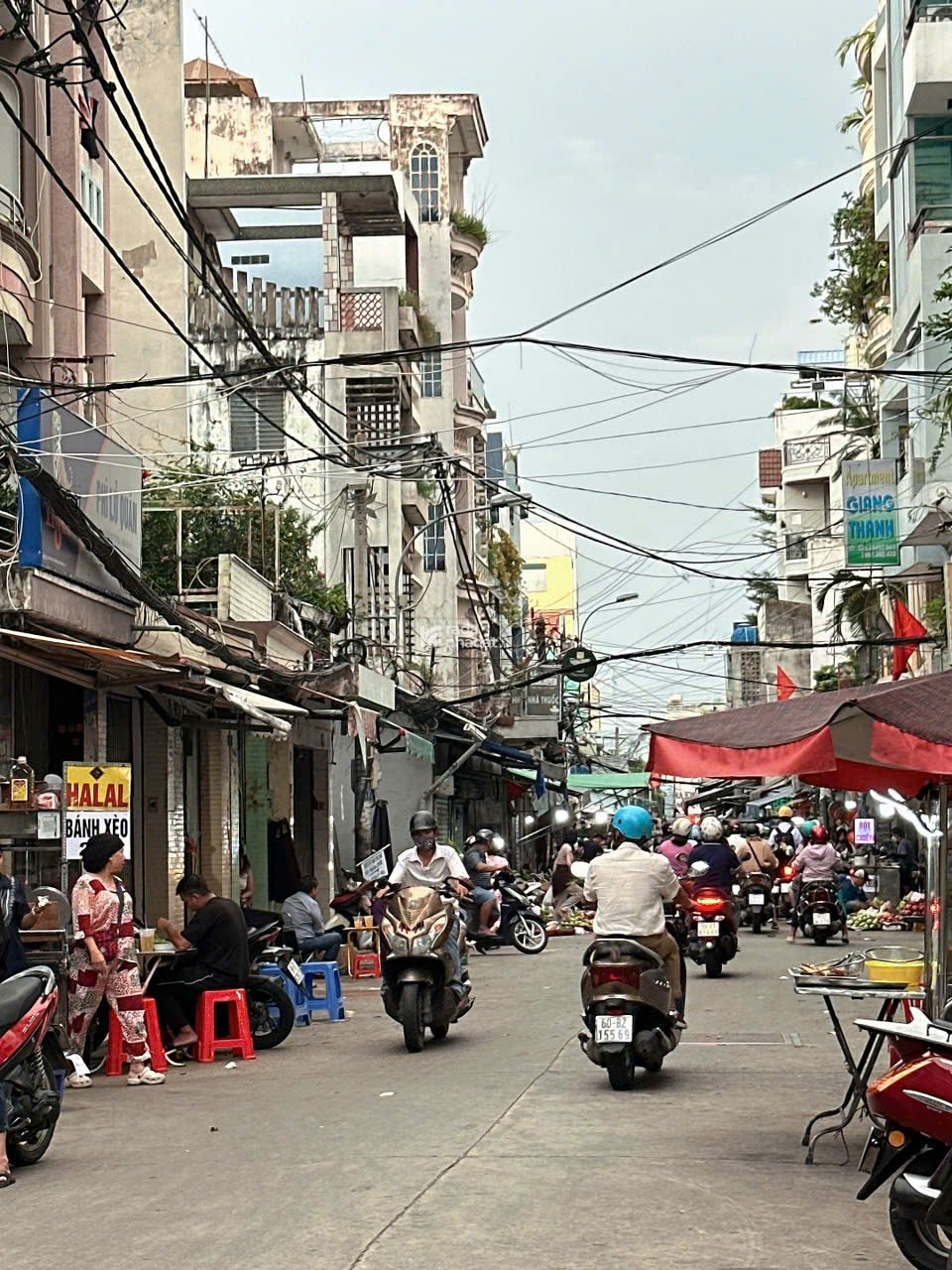Chính chủ gửi bán nhà 1 sẹc Huỳnh Văn Bánh 4 lầu 84m2 ngay chợ Phú Nhuận KD đa nghề 15 tỷ.