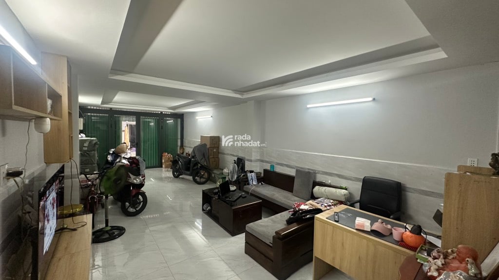 Chính chủ gửi bán nhà 1 sẹc Huỳnh Văn Bánh 4 lầu 84m2 ngay chợ Phú Nhuận KD đa nghề 15 tỷ.