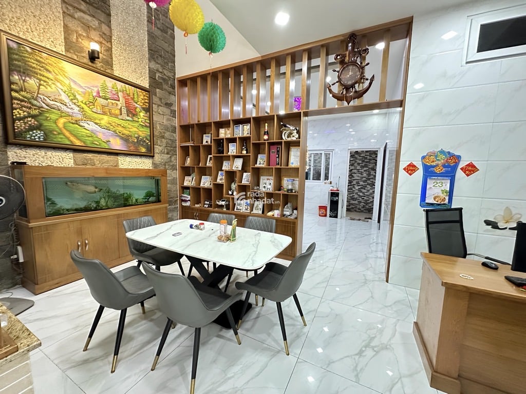 BÁN NHÀ 3 TẦNG MẶT TIỀN AN LẠC NGANG KHỦNG 8M VỊ TRÍ VIP KINH DƯƠNG VƯƠNG DÒNG TIỀN 60TR/TH 