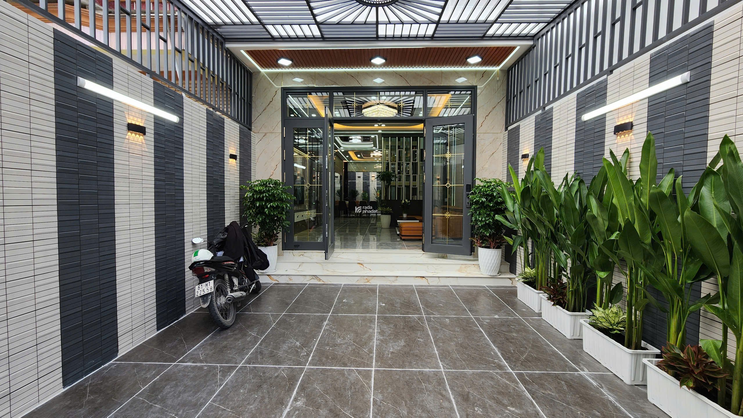 SIÊU PHẨM NHÀ PHỐ 5X23M 5 TẦNG MẶT TIỀN TTN06 - Tân Thới Nhất, Quận 12