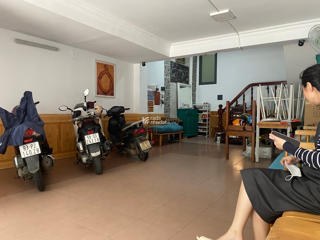 NGAY SÂN BAY, CHDV HỒNG HÀ, TÂN BÌNH, 95M2 DÒNG TIỀN 60TR MỖI THÁNG. GIẢM 350TR CHỈ CÒN 22.5T TL 