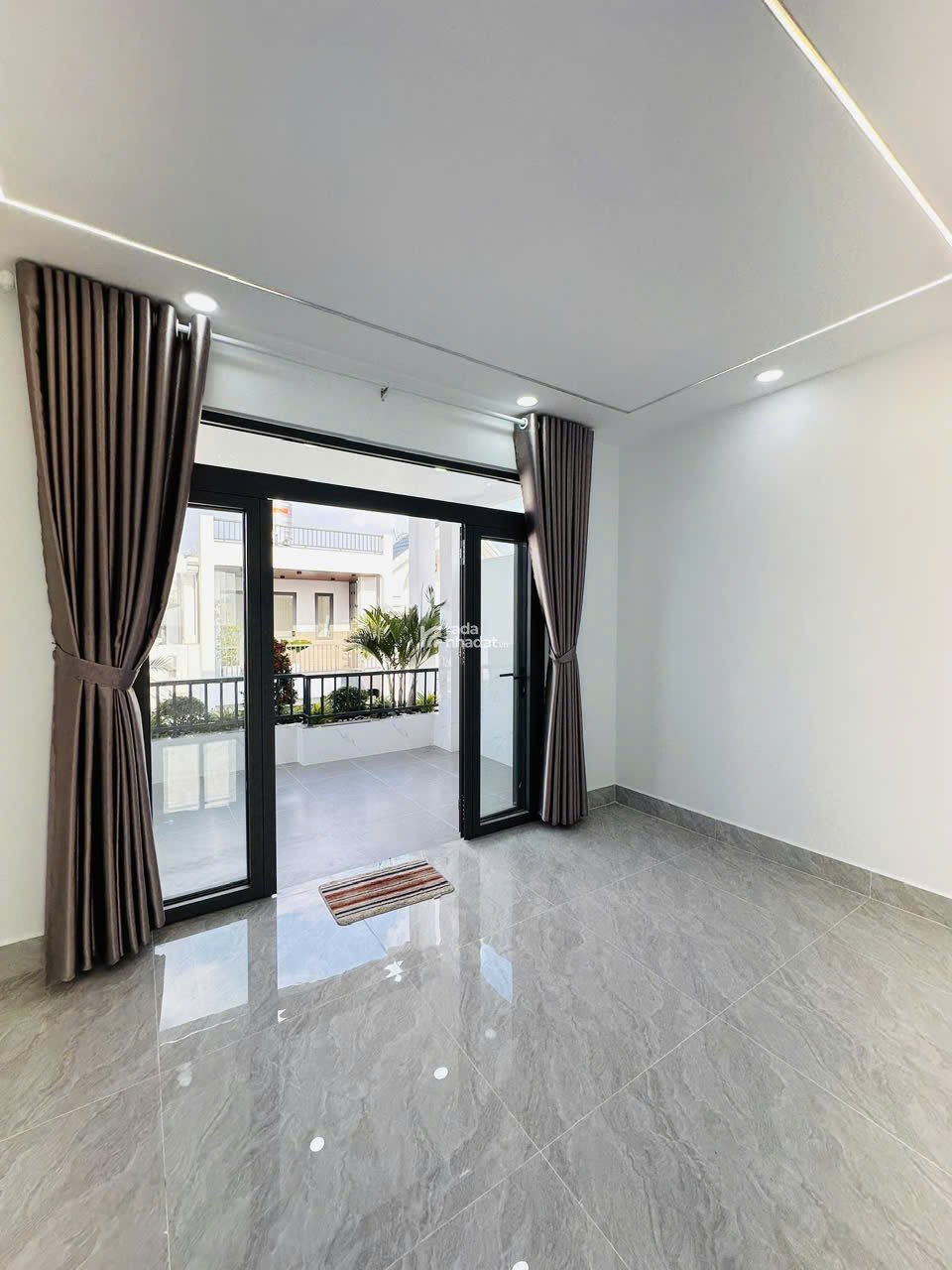 NHÀ XÂY MỚI - FULL NỘI THẤT CAO CẤP - KHU DÂN CƯ VIP THẠNH LỘC 13