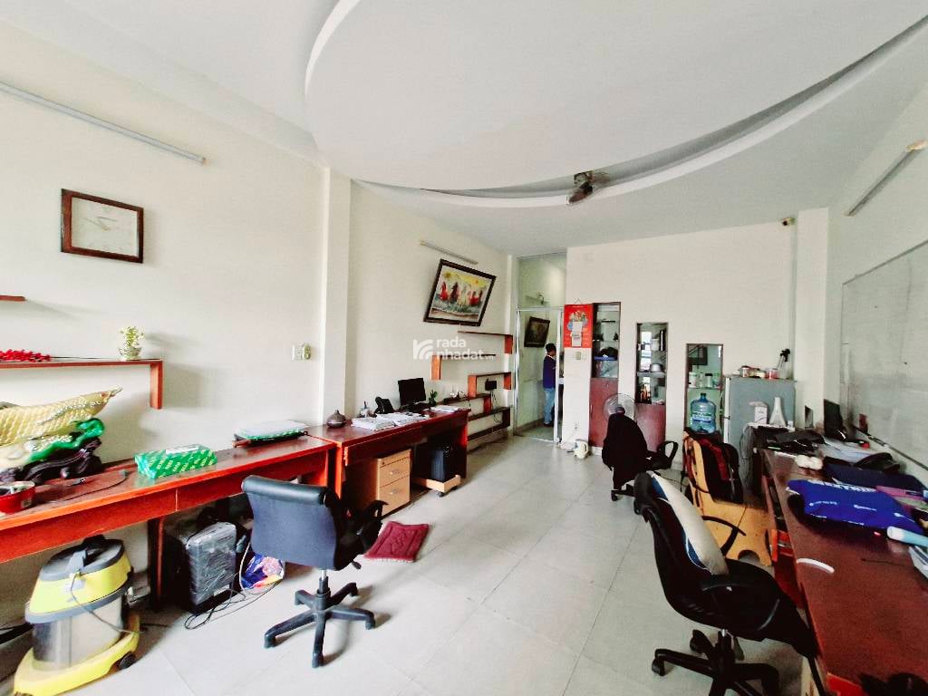 Nhà Mặt Tiền Cao Lỗ Quận 8, 4 Tầng DTSD 204m2, SHR Vuông Vức, Tiện Kinh Doanh Đa Ngành Nghề