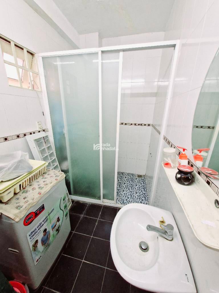 Nhà Mặt Tiền Cao Lỗ Quận 8, 4 Tầng DTSD 204m2, SHR Vuông Vức, Tiện Kinh Doanh Đa Ngành Nghề