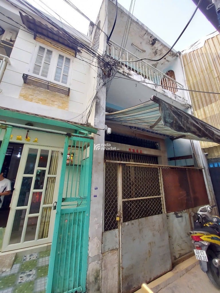 QUẬN 11] LẠC LONG QUÂN - XE HƠI ĐẬU SÁT NHÀ - NHÀ CŨ TIỆN XÂY MỚI - 42M2 VUÔNG VỨC