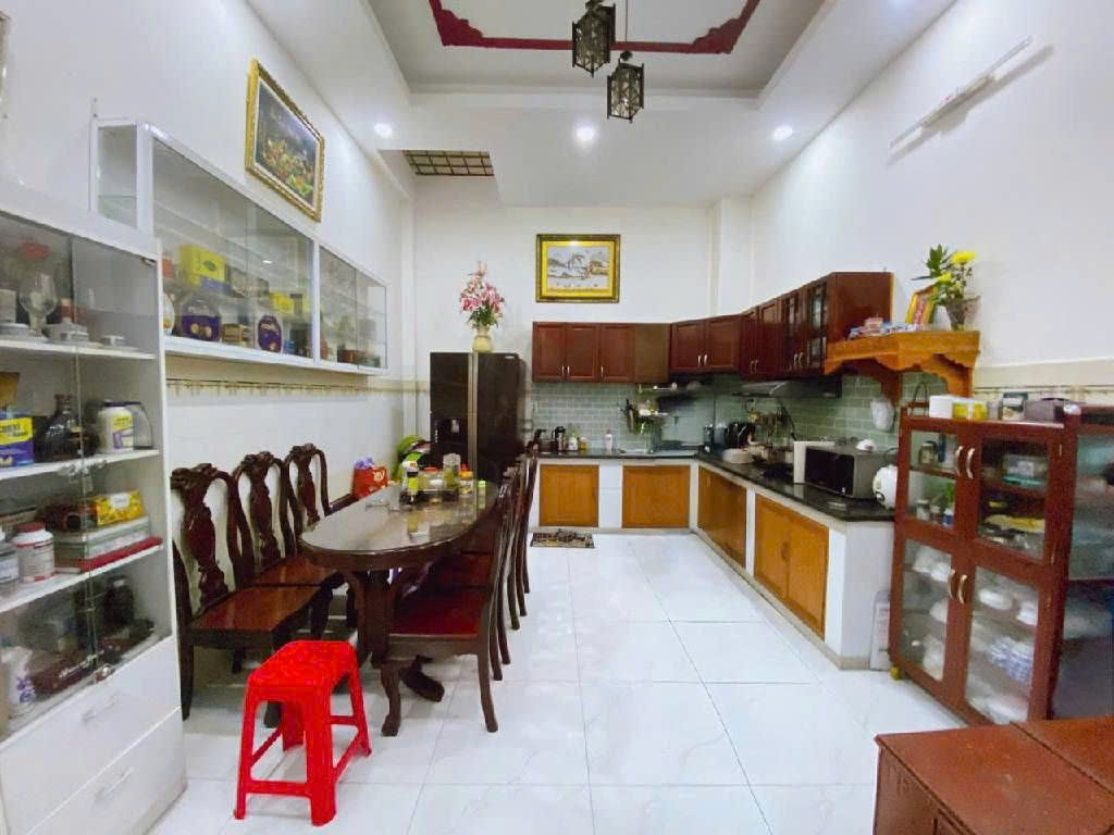 Nhà 3 tầng đẹp, hẻm 6m đường Tân Thắng, 64m2, 4x16m, Sát Aeon Mall, ở ngay