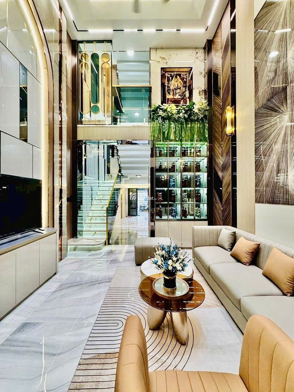 5 BƯỚC RA CÔNG VIÊN LÀNG HOA - NHÀ 6 TẦNG NHƯ HOTEL 5 SAO - 14.9 TỶ