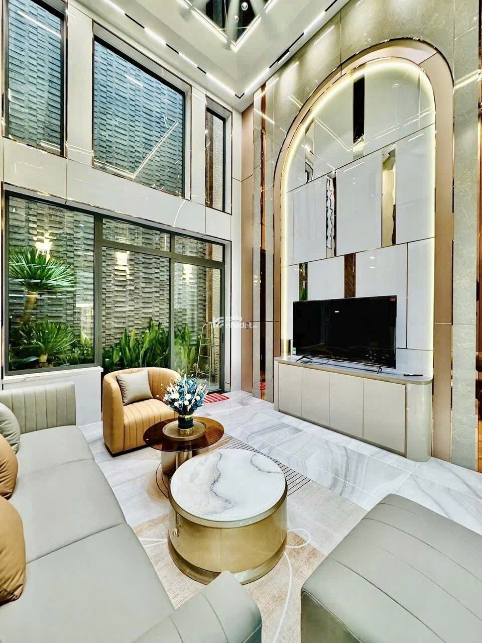 5 BƯỚC RA CÔNG VIÊN LÀNG HOA - NHÀ 6 TẦNG NHƯ HOTEL 5 SAO - 14.9 TỶ