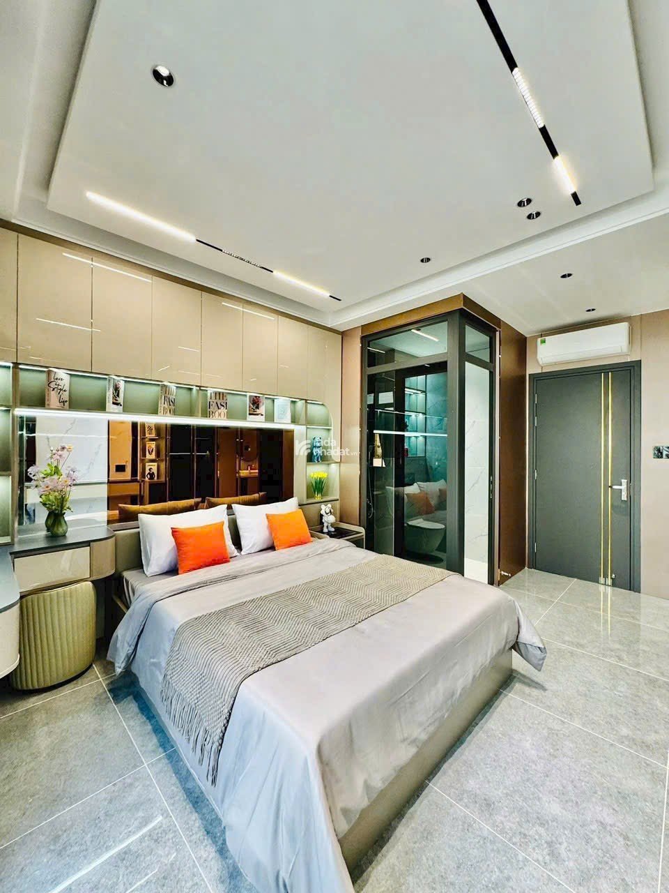5 BƯỚC RA CÔNG VIÊN LÀNG HOA - NHÀ 6 TẦNG NHƯ HOTEL 5 SAO - 14.9 TỶ
