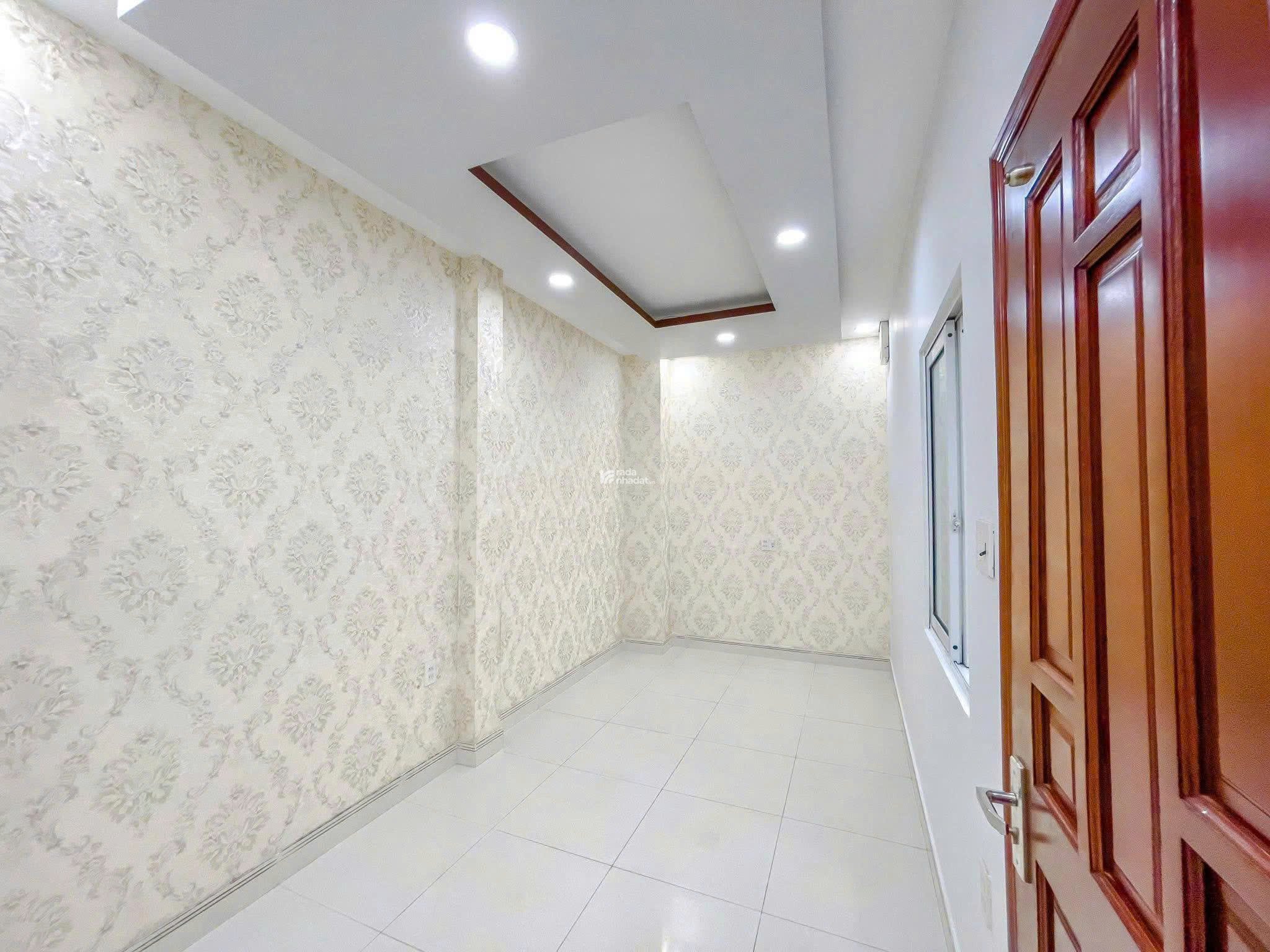 BÁN BIỆT THỰ PHỐ 6 TẦNG MẶT TIỀN HÀ HUY GIÁP, QUẬN 12