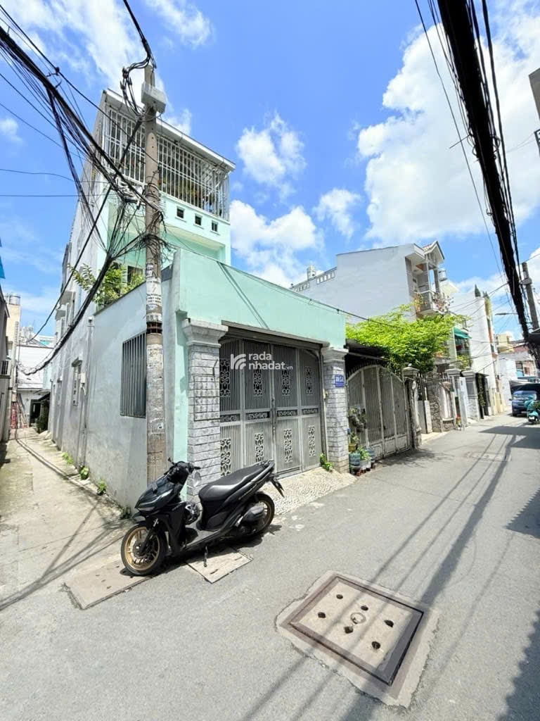 Căn Góc 2 mặt hẻm xe hơi  thoáng   ngay Nguyễn Văn Khối  P9 Gò Vấp  4.3x19m Giá 7.3 tỷ