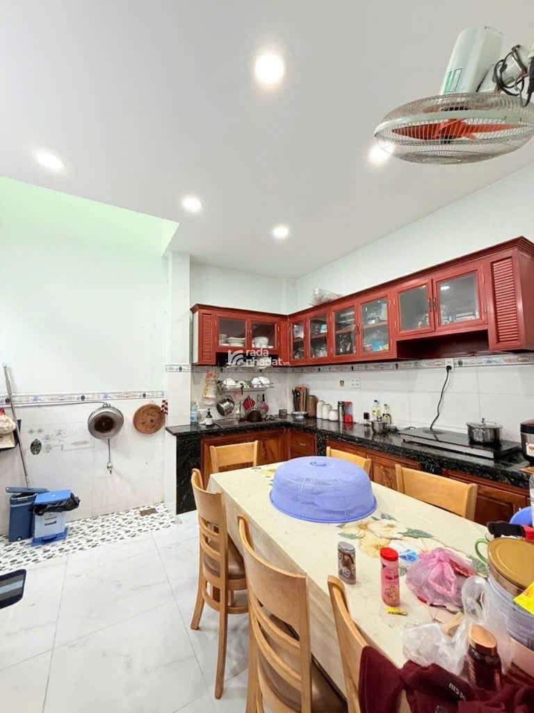 Căn Góc 2 mặt hẻm xe hơi  thoáng   ngay Nguyễn Văn Khối  P9 Gò Vấp  4.3x19m Giá 7.3 tỷ