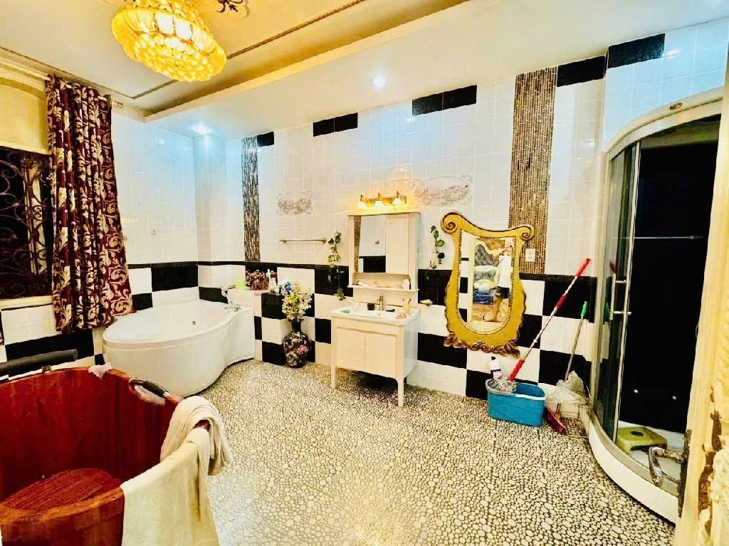 BIỆT THỰ 3 TẦNG - TRUNG TÂM BÌNH THẠNH - 268M2 (9 X 29) - GIÁ 33 TỶ THƯƠNG LƯỢNG.