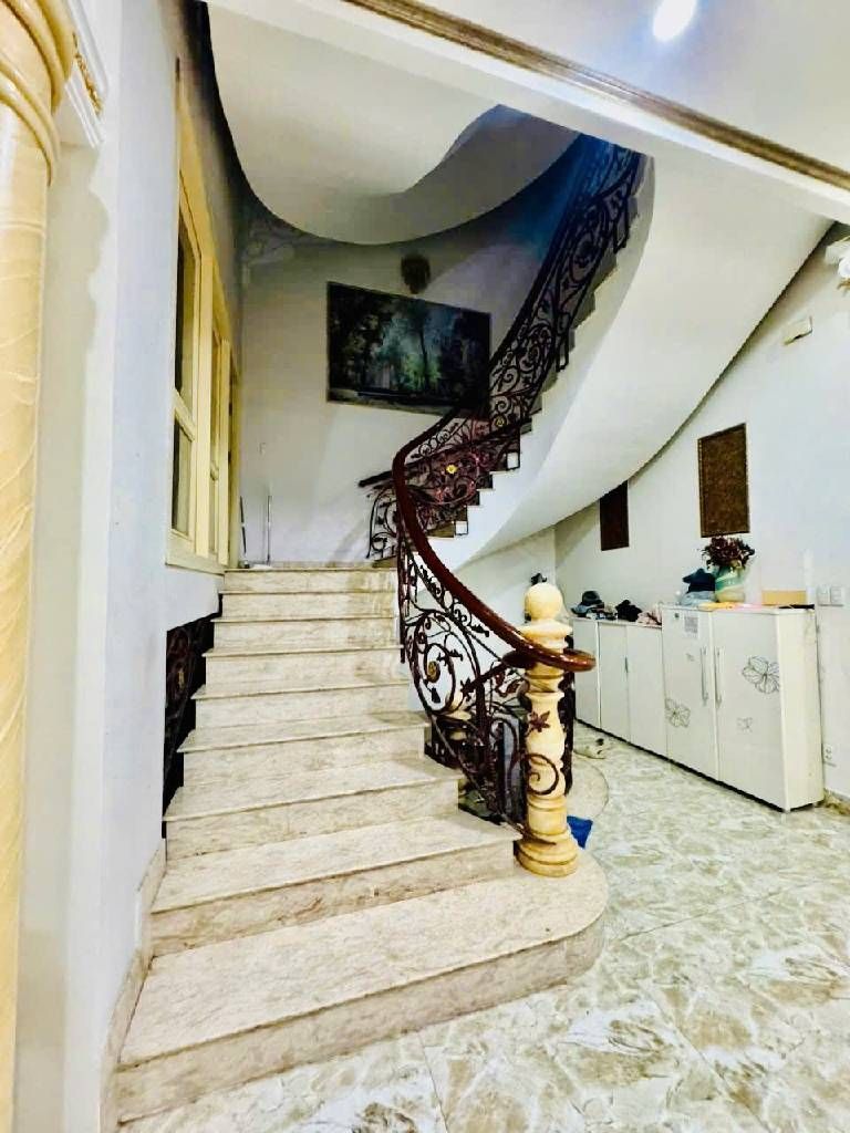 BIỆT THỰ 3 TẦNG - TRUNG TÂM BÌNH THẠNH - 268M2 (9 X 29) - GIÁ 33 TỶ THƯƠNG LƯỢNG.