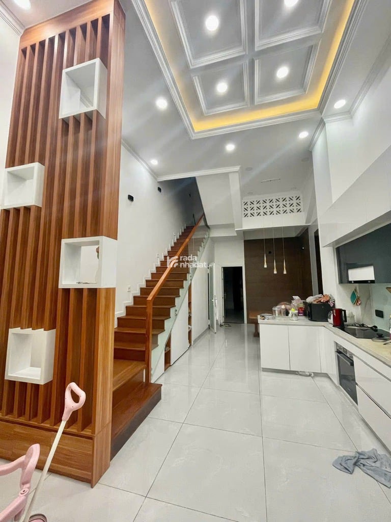 NHÀ ĐẸP, MẶT TIỀN KINH DOANH, 4 TẦNG KHU KIẾN THIẾT DÒNG TIỀN 20tr/th 4,4X25; 13 TỶ.