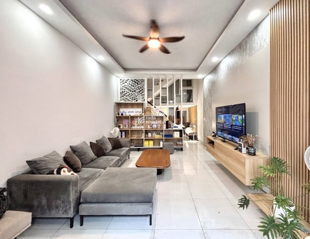 Hẻm 8m Ô tô Tránh Kinh Doanh sầm Uất - 64m2 - 4 Tầng - Nguyễn Xí P26 Bình Thạnh