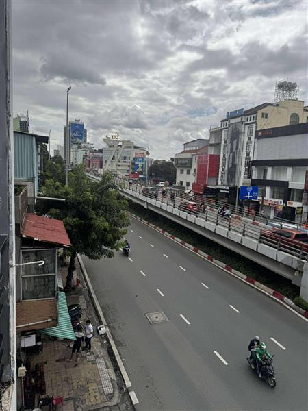  Nhà mặt tiền Cộng Hòa, Đang cho thuê 30tr/tháng 