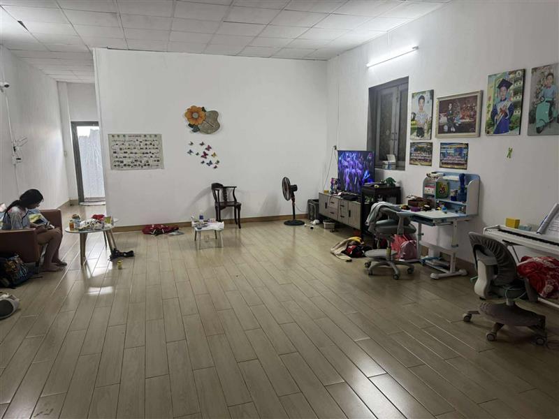  Nhà mặt tiền Cộng Hòa, Đang cho thuê 30tr/tháng 
