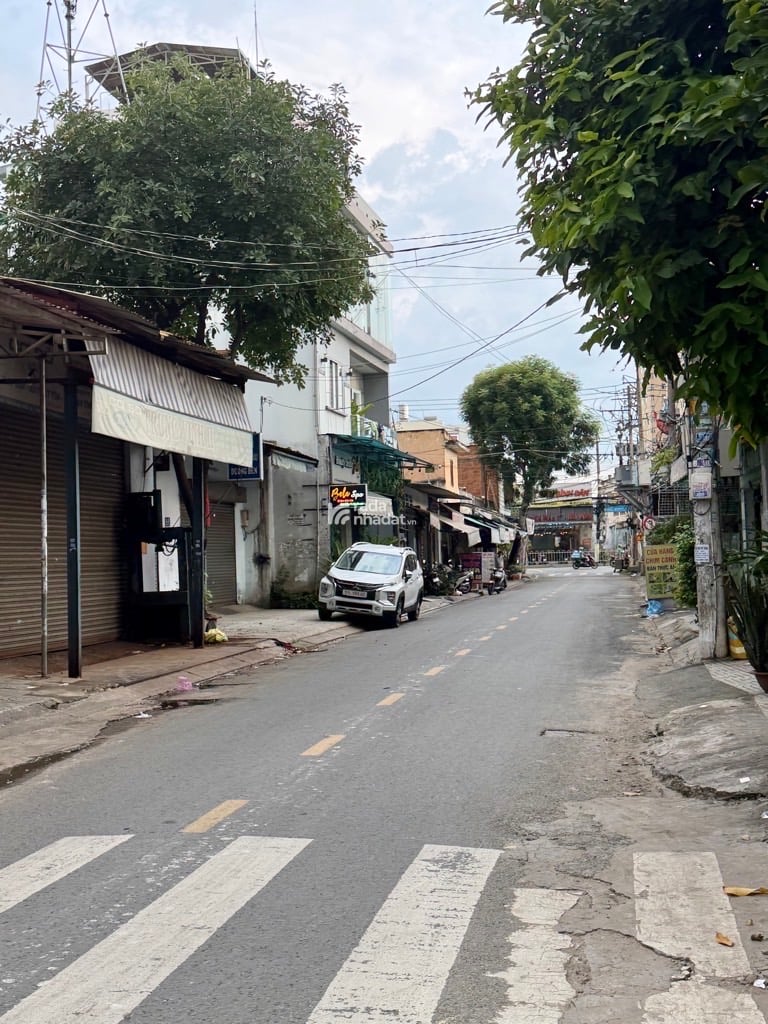 Bán nhà gần bình long lê văn qưới  văn cao