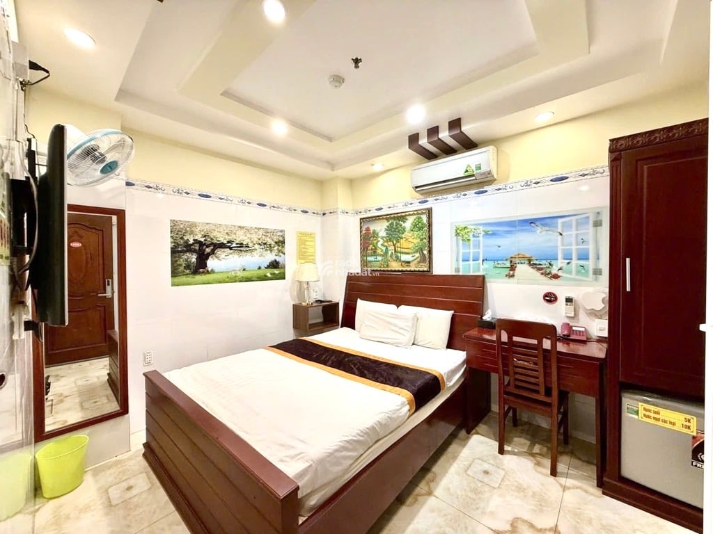 KHÁCH SẠN CAO CẤP- NGUYỄN THÁI BÌNH-P.12-TÂN BÌNH-DT: 7.9*22.6M- 58 TỶ 5