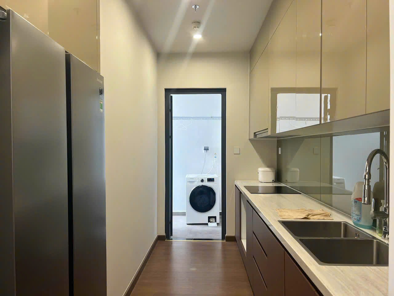 Bán căn hộ 2PN 88m2 chung cư The Matrix One, full nội thất, sẵn sổ hồng