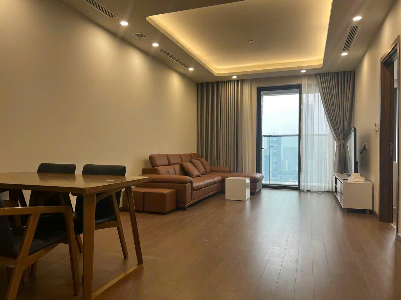 Bán căn hộ 2PN 88m2 chung cư The Matrix One, full nội thất, sẵn sổ hồng