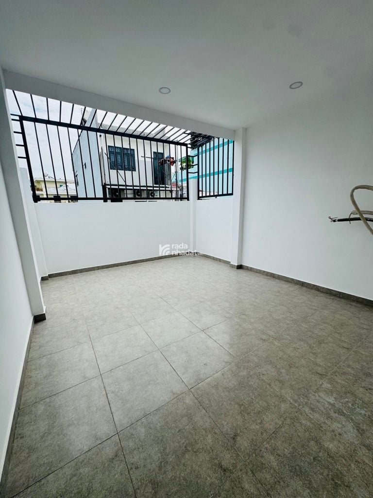 BÁN NHÀ TÊN LỬA 90M2 8.X TỶ 4.5X 19M 4 TẦNG 5PN HXH SÁT MẶT TIỀN BÌNH TÂN 