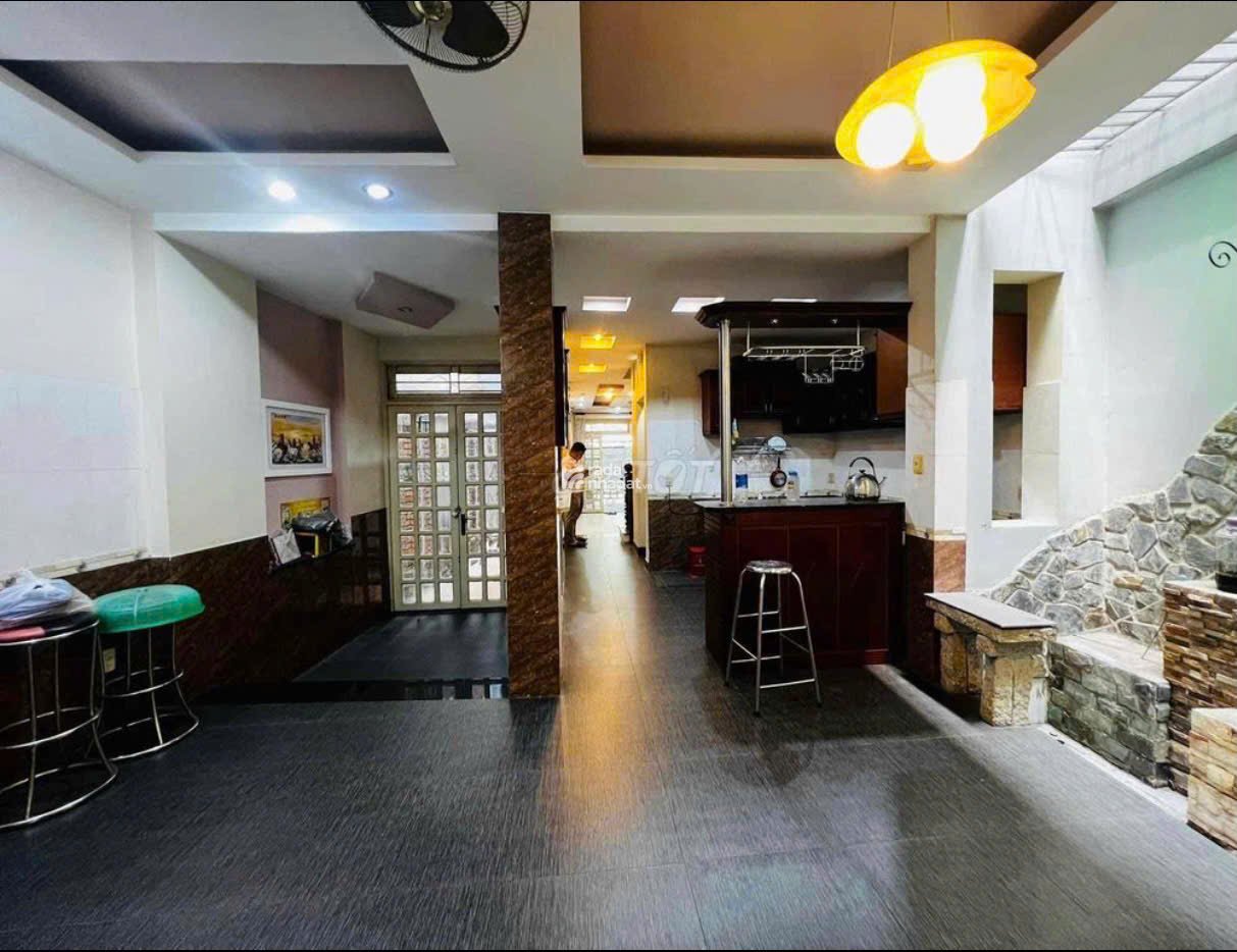 HOT: BÁN BIỆT THỰ HXH 107/ PHẠM VĂN HAI, P3, TÂN BÌNH ( 4,7 x 23.5m) NỞ HẬU 6M2